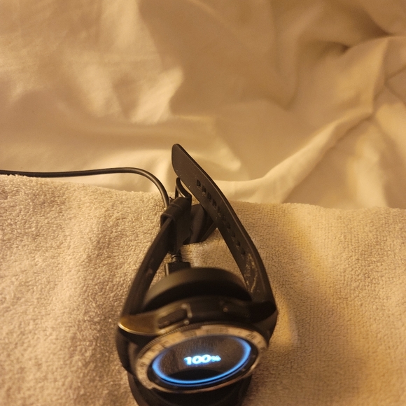 Galaxy Watch 42mm - Picture 2 of 3